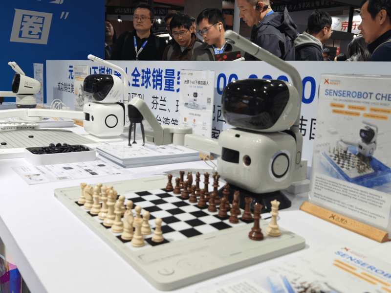 AWE2026双区并进,规模跃升开启全球视野;东方枢纽政策加持,AI创新引领智慧生活。 家电市场