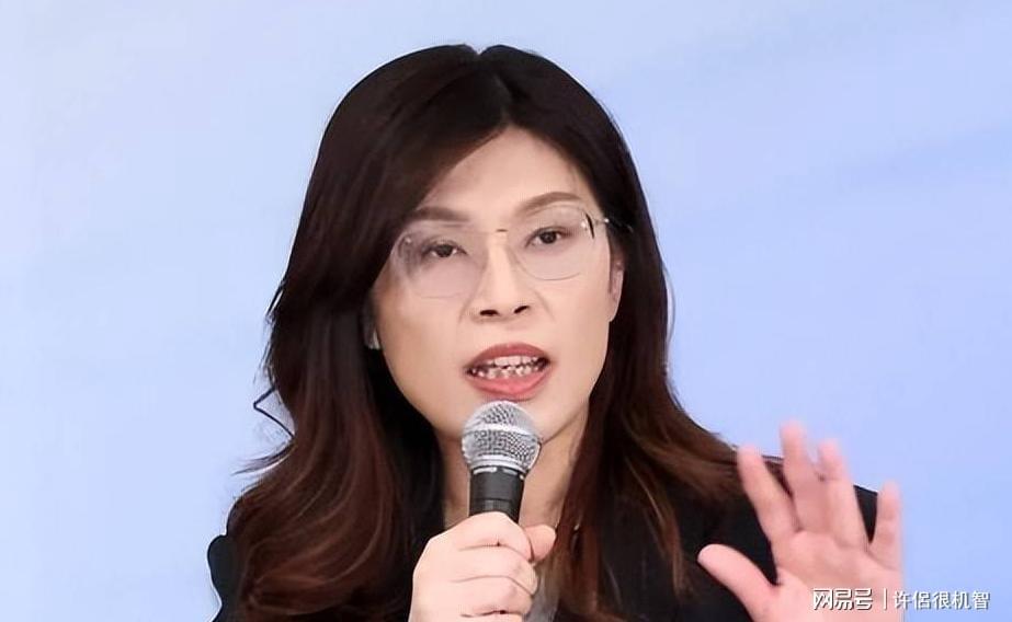 韩国瑜沉默博弈论:蓝营集体倒戈背后的政治精算与权力平衡 新闻 韩国瑜沉默博弈论:蓝营集体倒戈背后的政治精算与权力平衡 新闻
