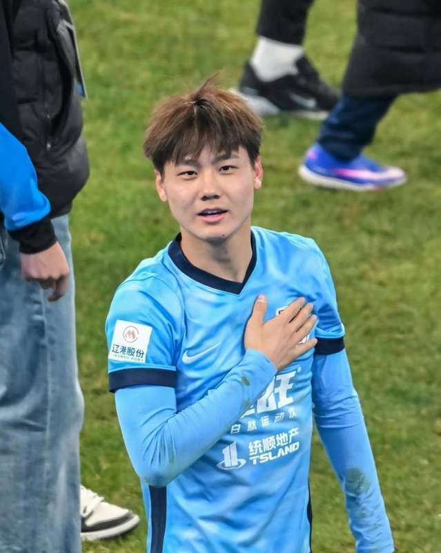  大连英博三连胜解码：战术执行力如何转化为“战士基因” 体育新闻 大连英博三连胜解码：战术执行力如何转化为“战士基因” 体育新闻