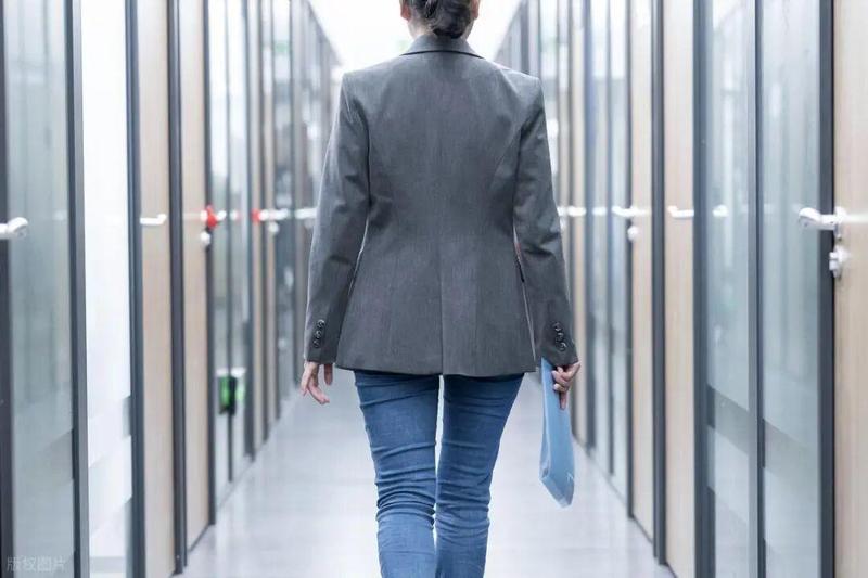  职场数据管理体系的系统性缺陷与专业人员的隐性价值 企业服务 职场数据管理体系的系统性缺陷与专业人员的隐性价值 企业服务
